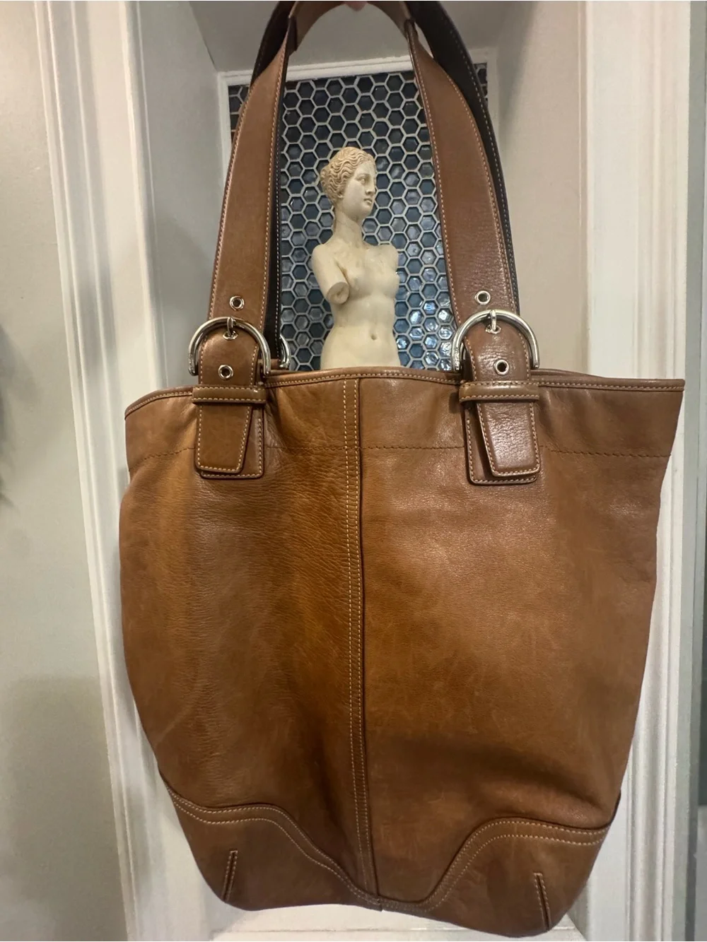 Coach 9547 Vintage Large Tan Leather Handbag Shoulder Saddle Hobo Bag carry all